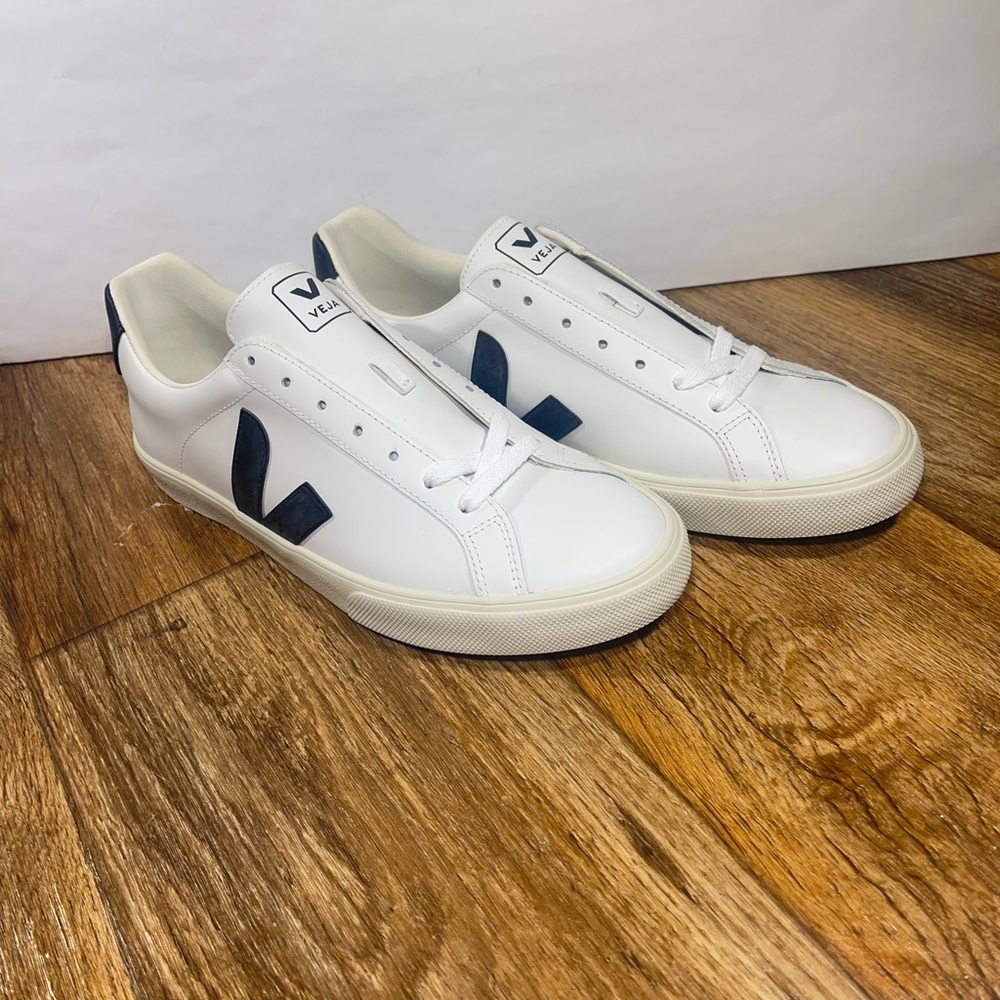 Veja Esplar Logo Leather Extra White Black Euro 42 / US Men’s 8 / Women’s 10 New